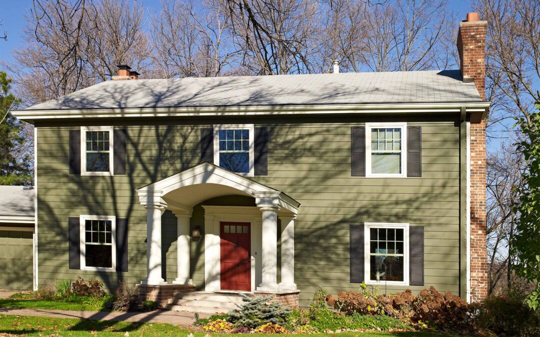 Choosing the Perfect Entry Door for Fall Curb Appeal